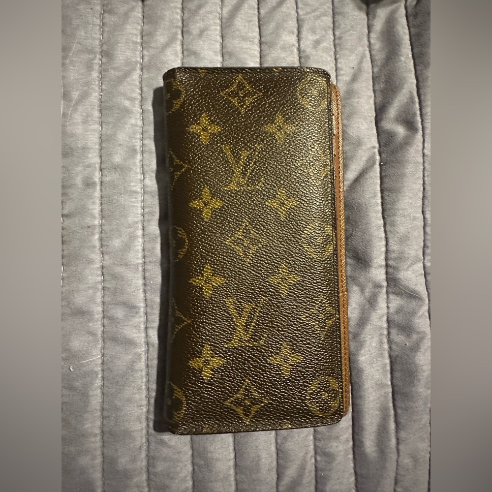 Louis Vuitton Brown and Gold Monogram Clutch